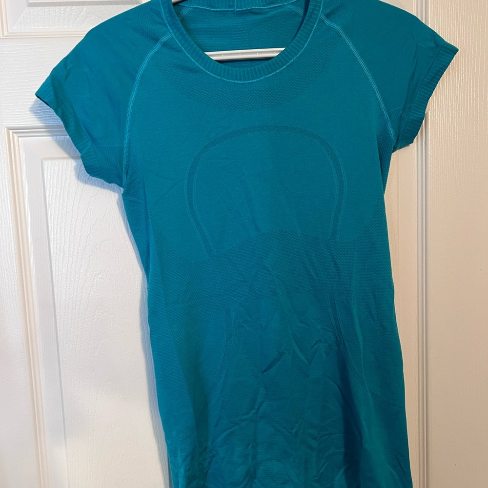 Lululemon Size 6 Swiftly Tshirt
